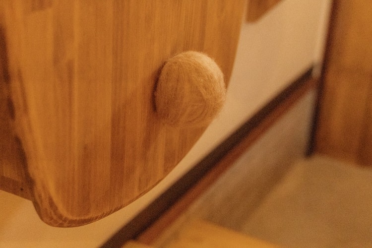 くまのしっぽがついたレジカウンター